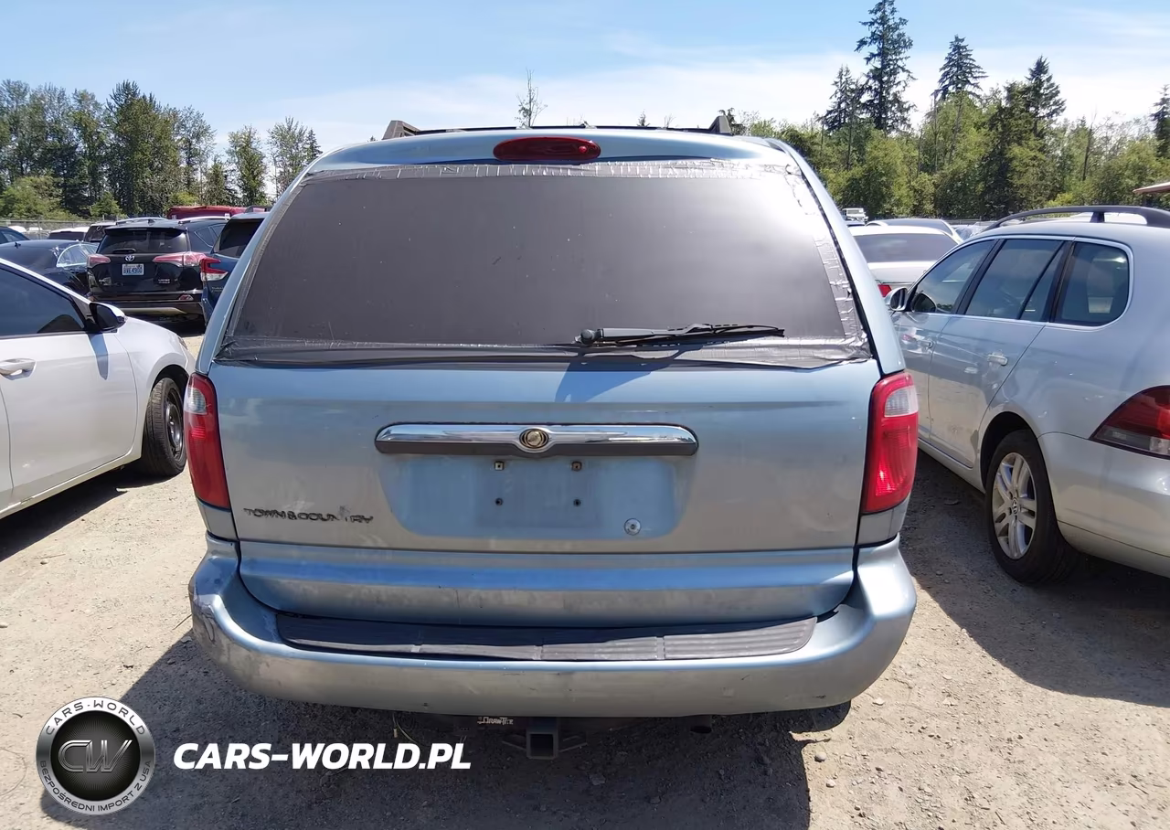 2006 Chrysler Town & Country VIN:1A4GP45R96B518012 - 16