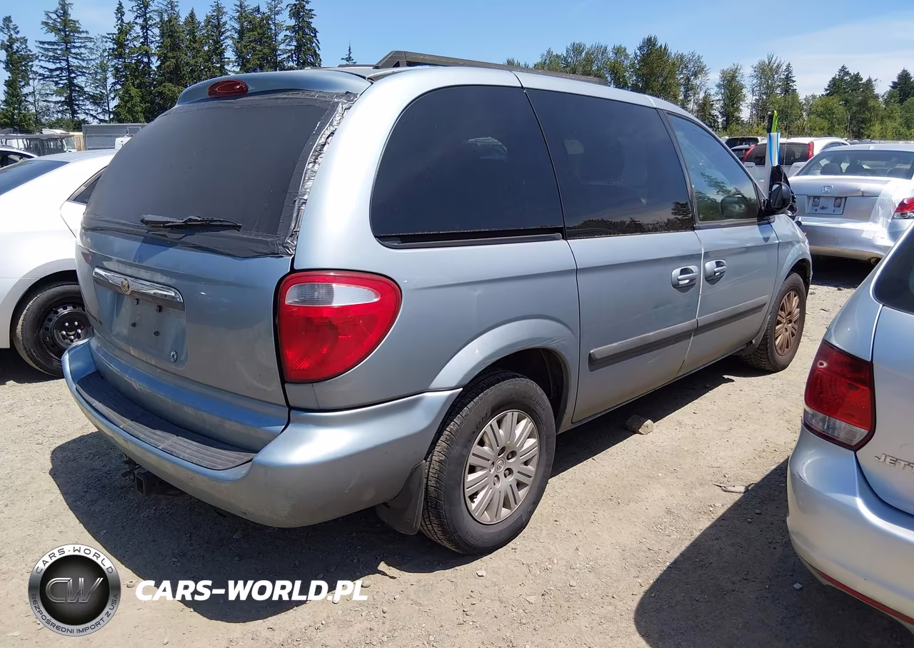 2006 Chrysler Town & Country VIN:1A4GP45R96B518012 - 4