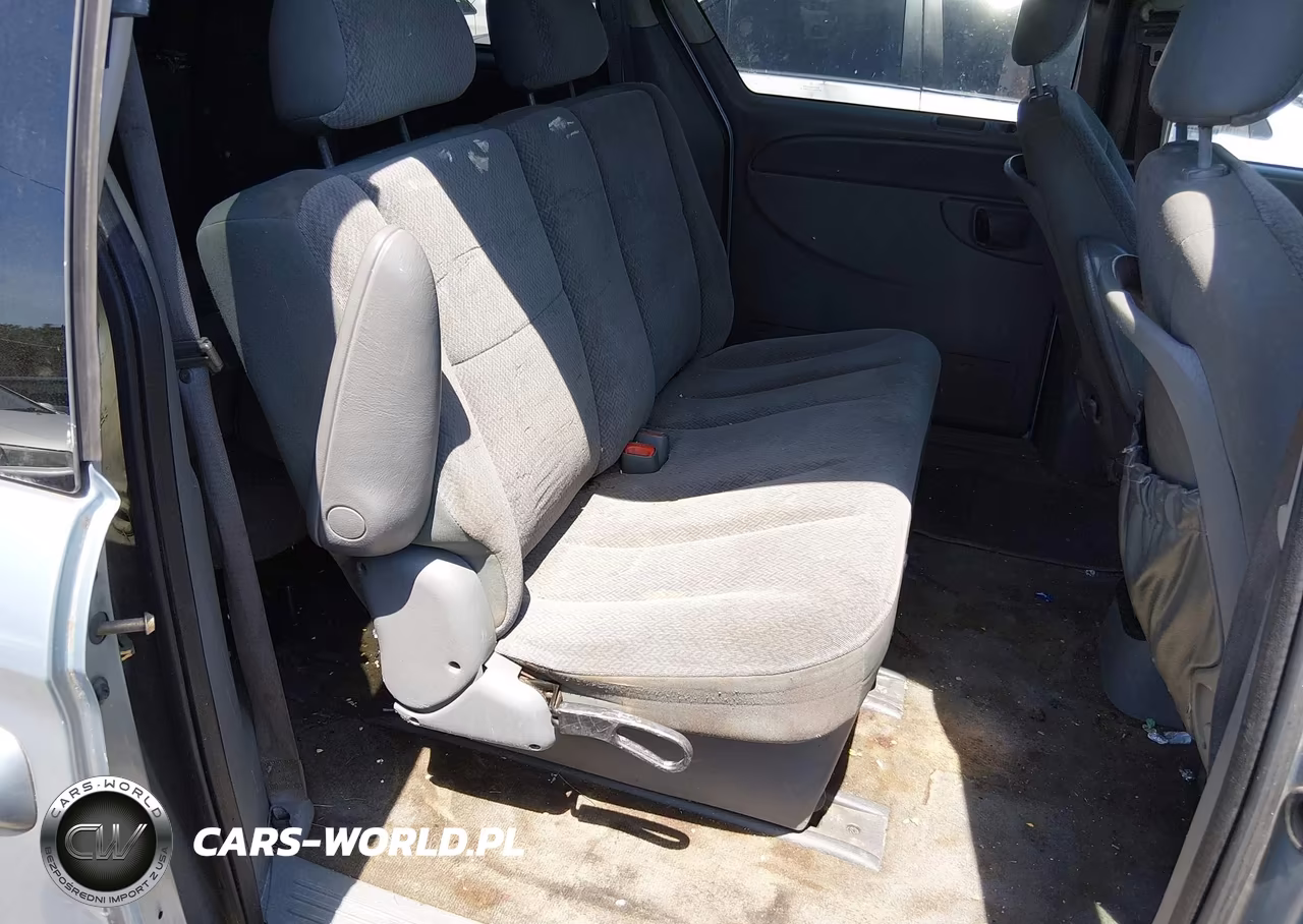 2006 Chrysler Town & Country VIN:1A4GP45R96B518012 - 8