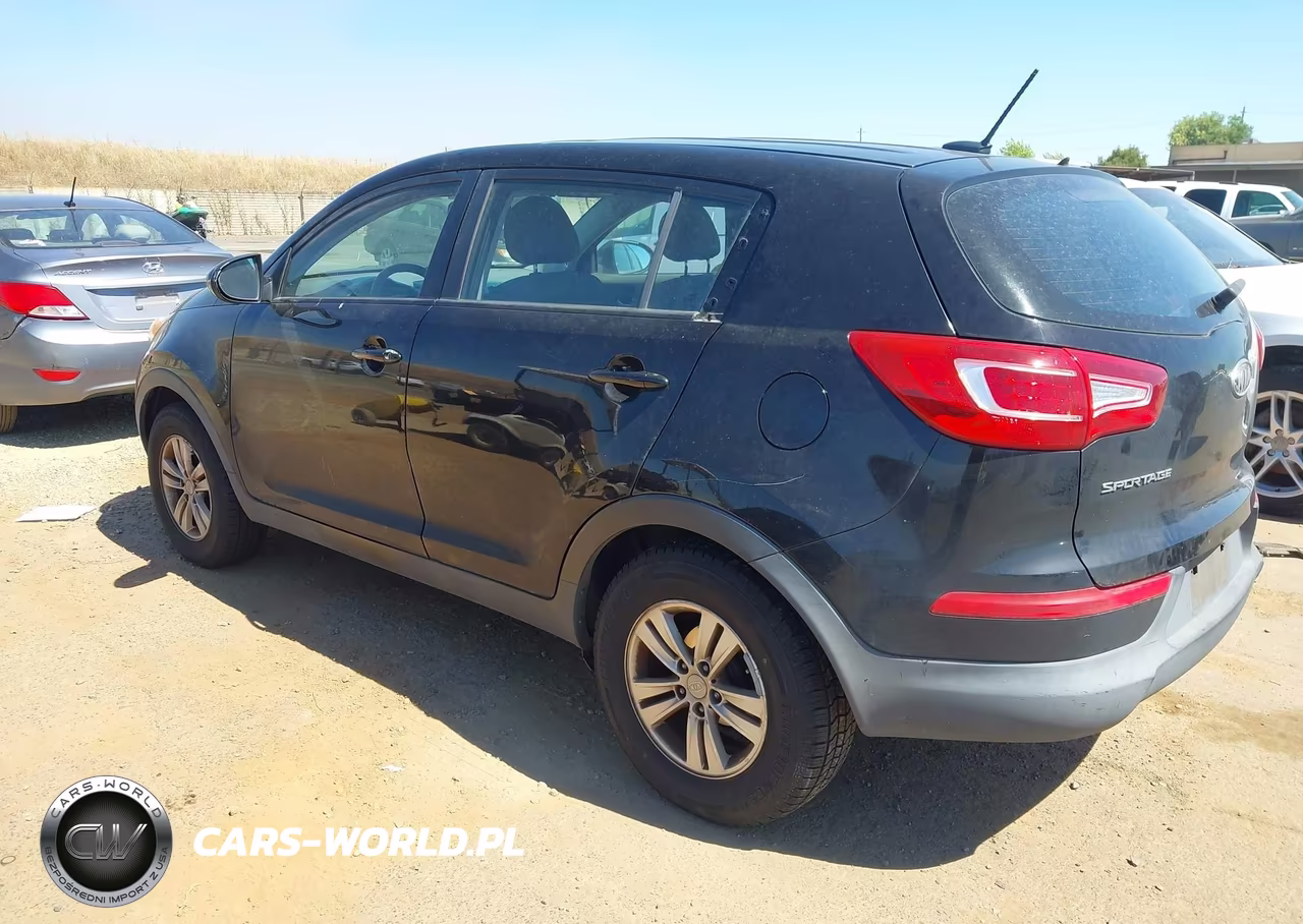 2011 Kia Sportage VIN:KNDPB3A28B7013924 - 3