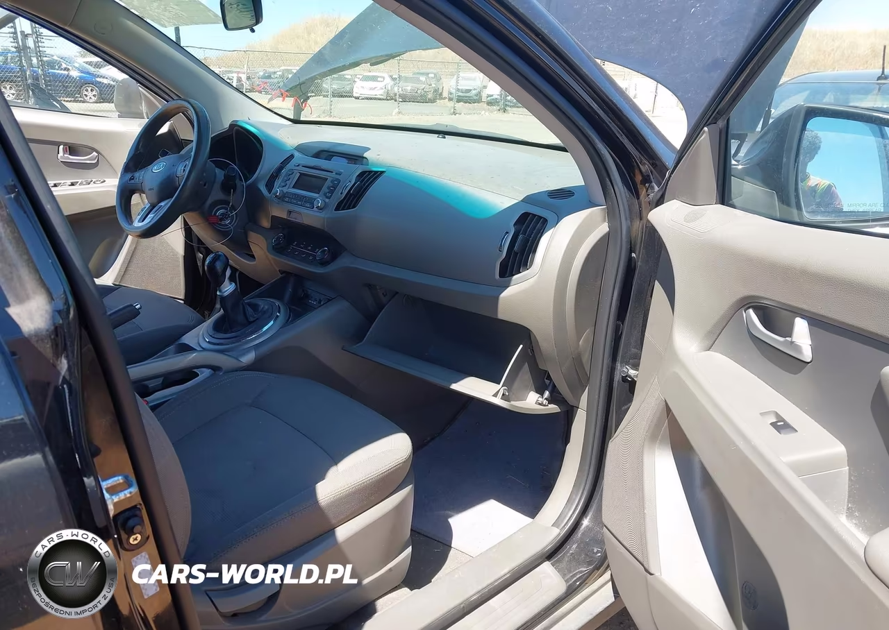 2011 Kia Sportage VIN:KNDPB3A28B7013924 - 5
