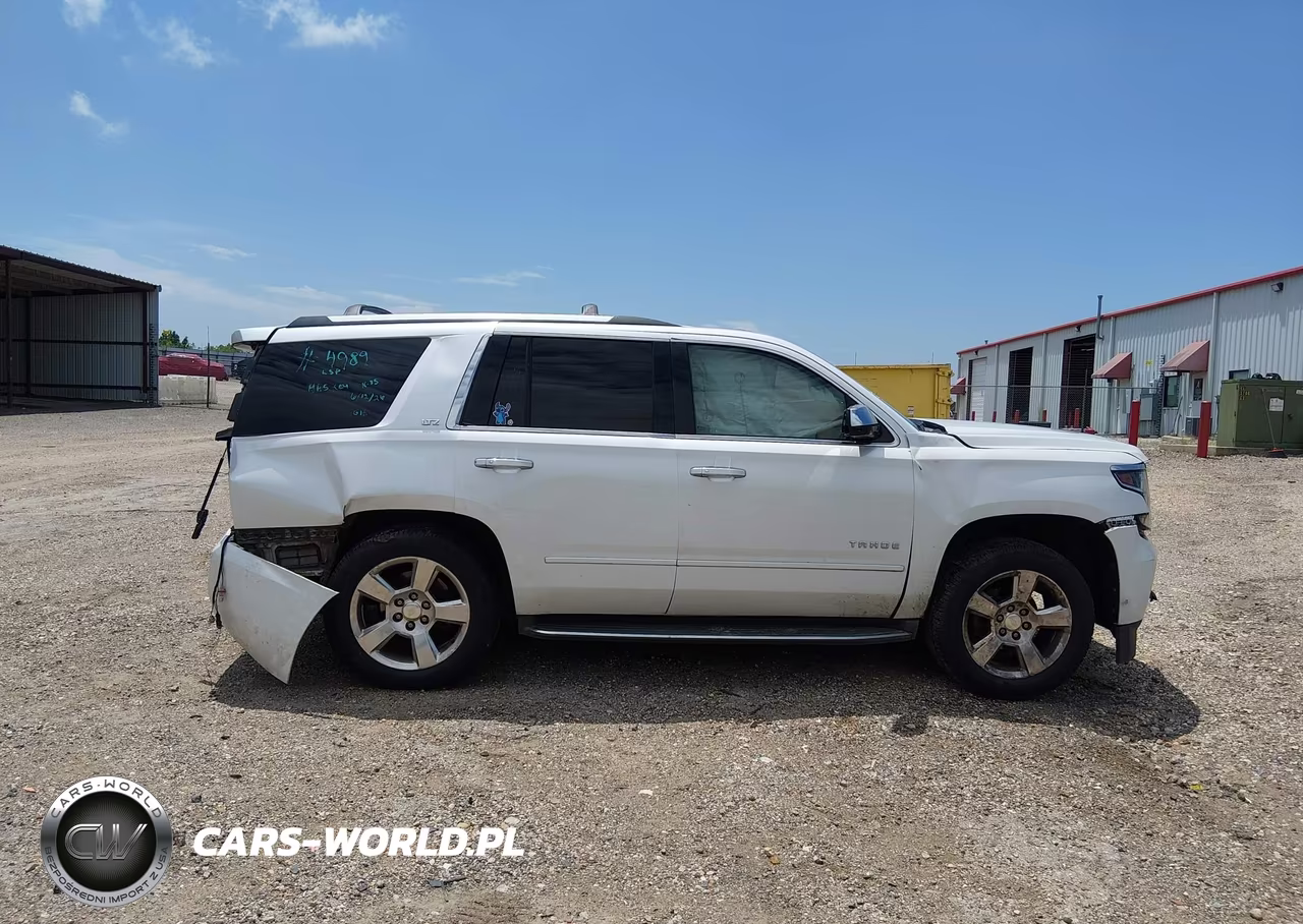 2016 Chevrolet Tahoe Ltz VIN:1GNSCCKC2GR361915 - 13