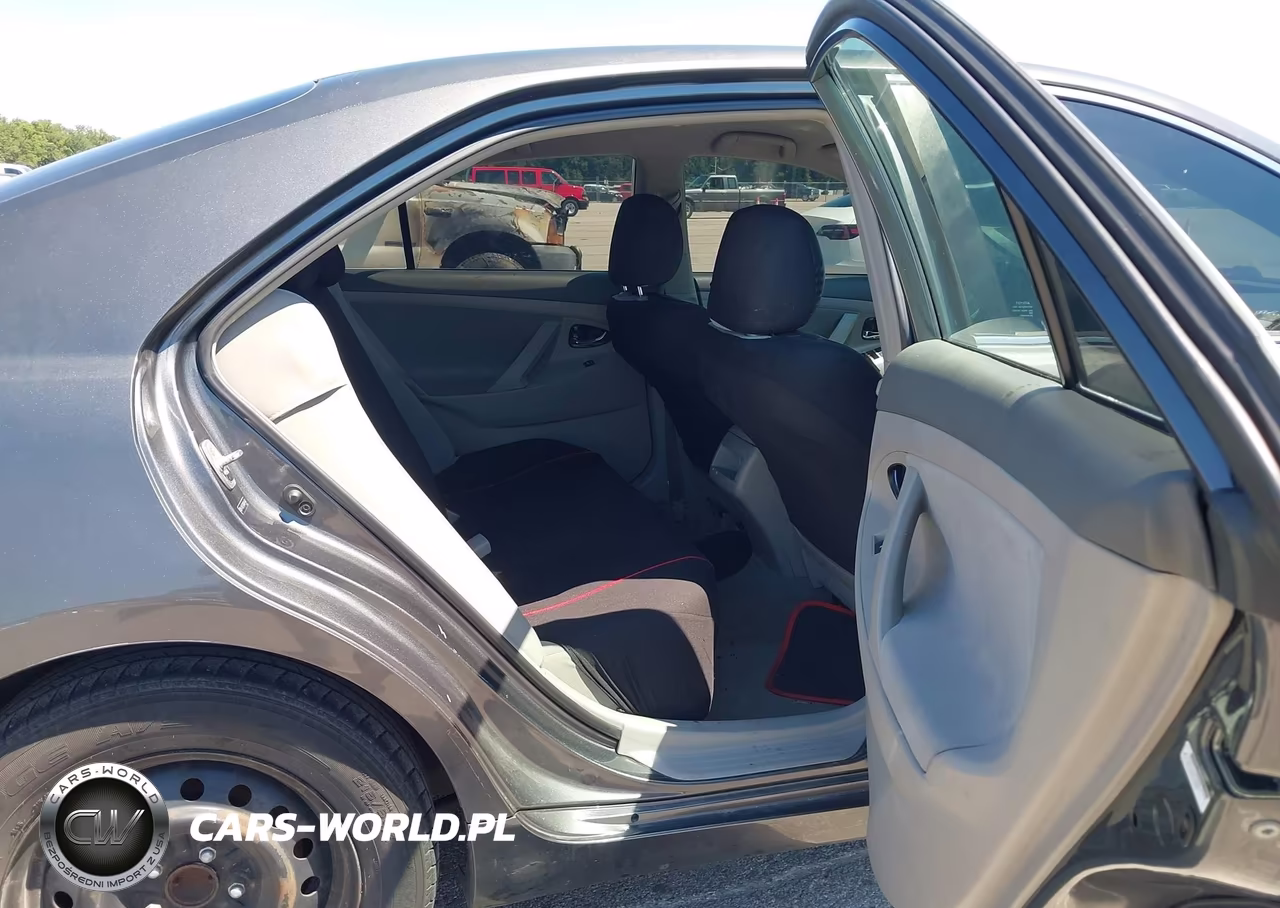 2010 Toyota Camry Le VIN:4T4BF3EKXAR044487 - 8