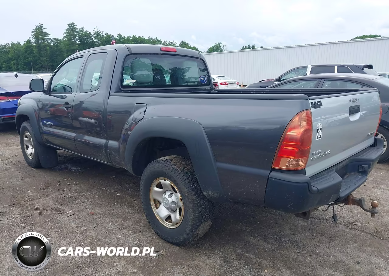 2009 Toyota Tacoma VIN:5TEUX42N09Z639361 - 3