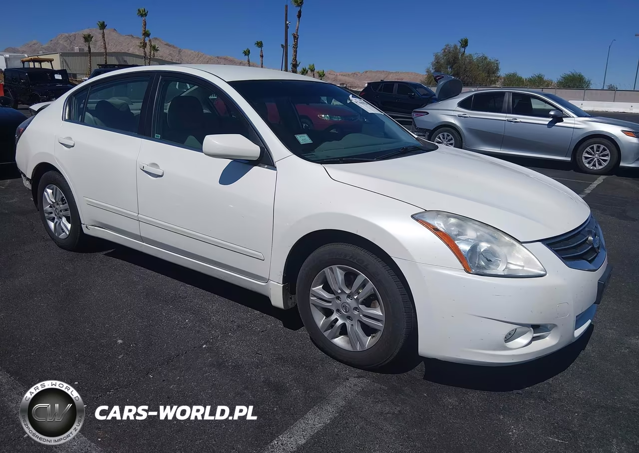 2010 Nissan Altima 2.5 S – zdjęcie 1 z 17