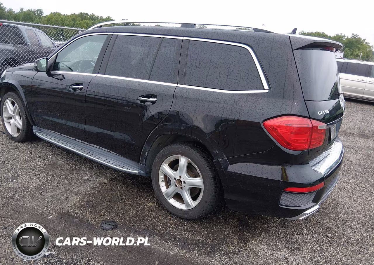 2015 Mercedes-Benz Gl 550 4Matic VIN:4JGDF7DE2FA548143 - 3