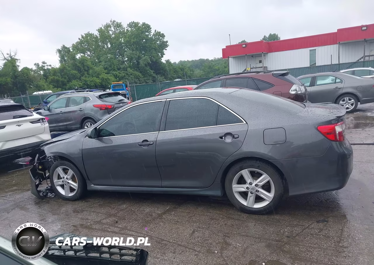 2013 Toyota Camry Se VIN:4T1BF1FK6DU253906 - 14