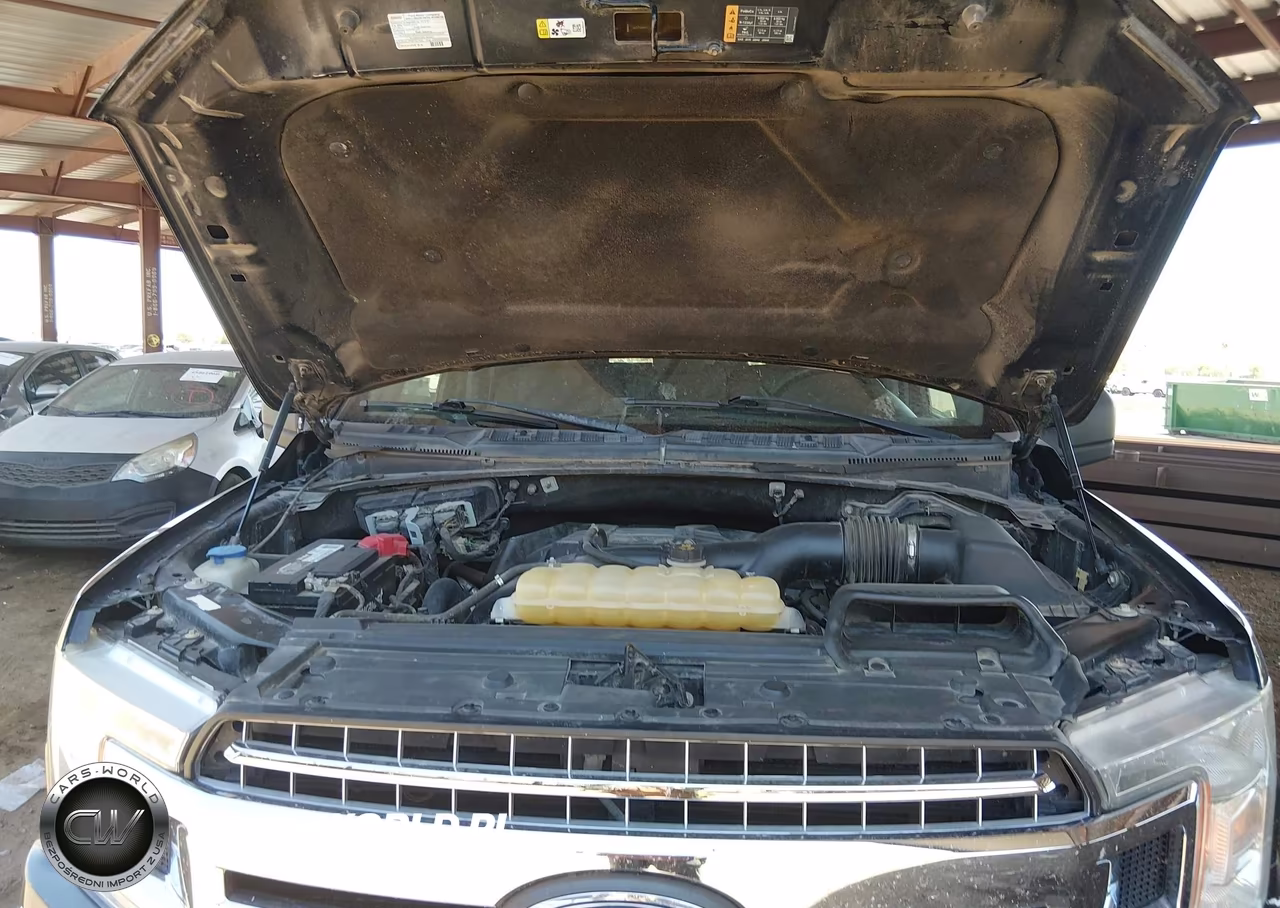 2018 Ford F-150 Xlt VIN:1FTEW1EP4JFB06739 - 10