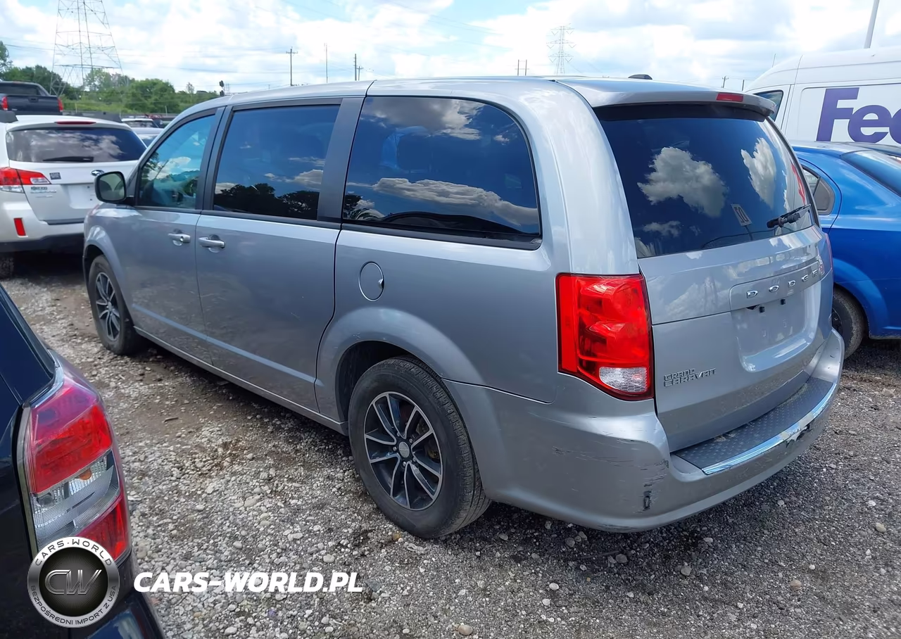 2018 Dodge Grand Caravan Se Plus VIN:2C4RDGBG7JR219897 - 3