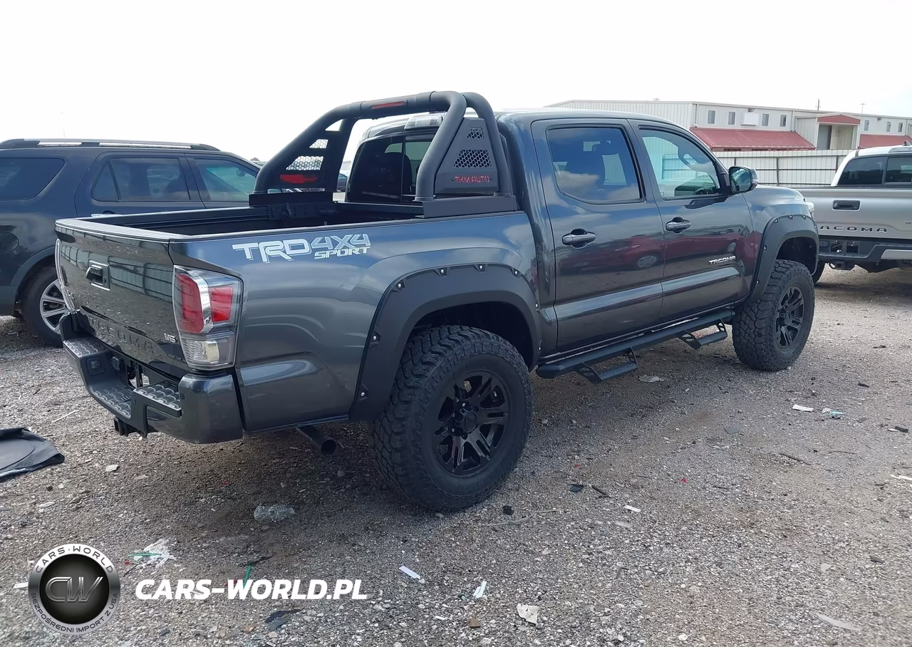 2023 Toyota Tacoma Double Cab VIN:3TMCZ5AN7PM608924 - 4
