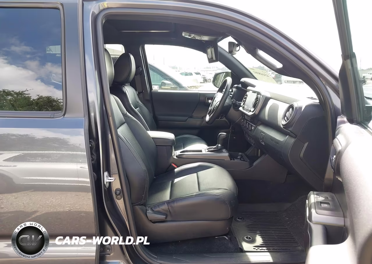 2023 Toyota Tacoma Double Cab VIN:3TMCZ5AN7PM608924 - 5