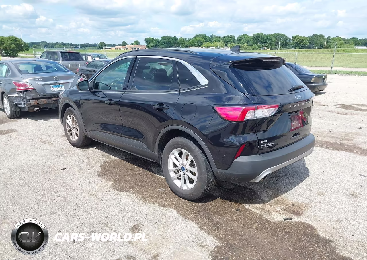 2022 Ford Escape Se VIN:1FMCU9G66NUA15792 - 3
