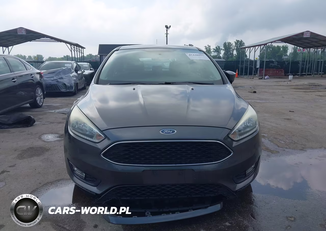 2015 Ford Focus Se VIN:1FADP3K27FL239037 - 6