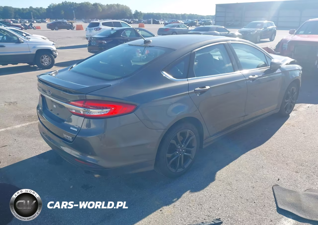 2018 Ford Fusion Se VIN:3FA6P0HD1JR245300 - 4