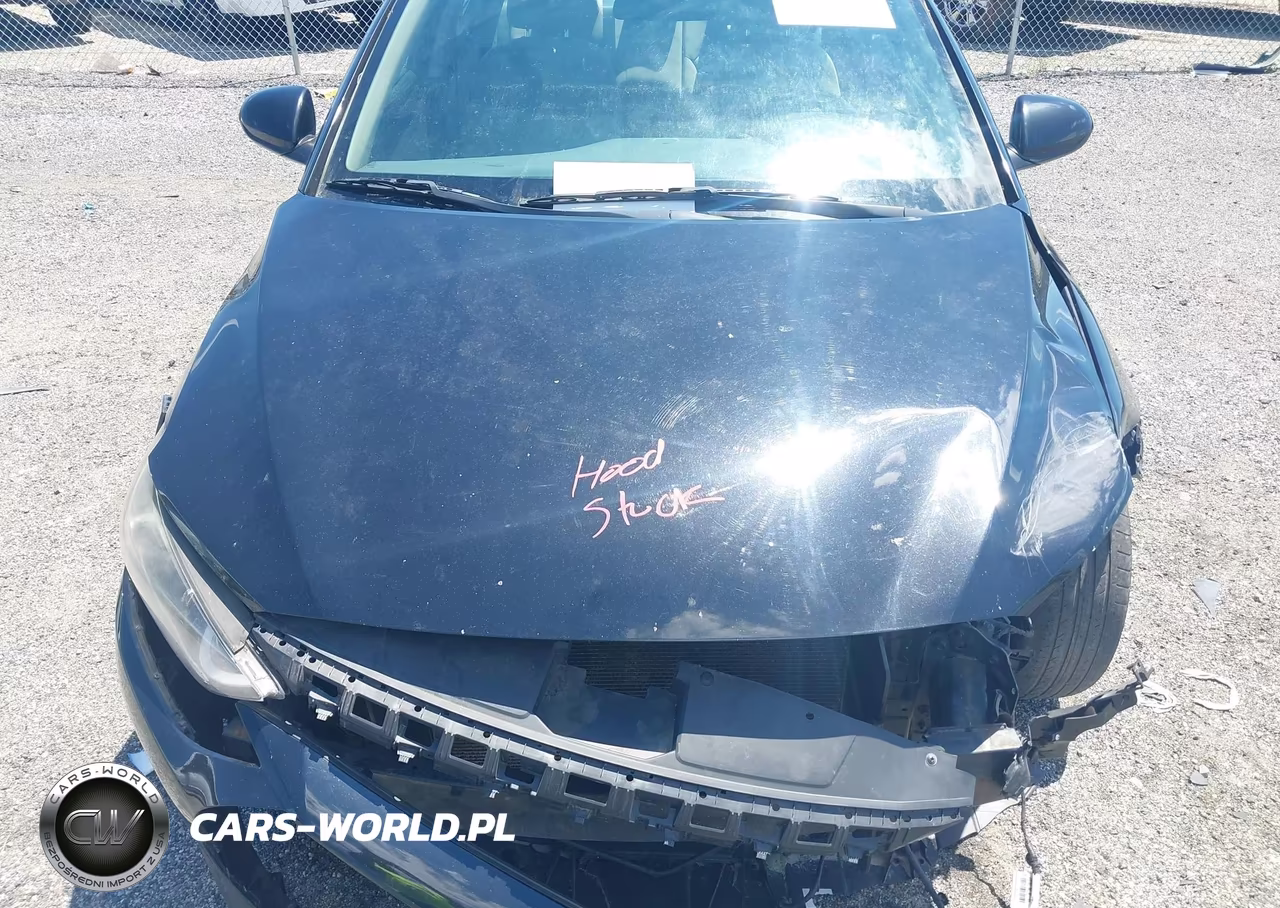 2018 Hyundai Elantra Sel VIN:5NPD84LF5JH269438 - 10