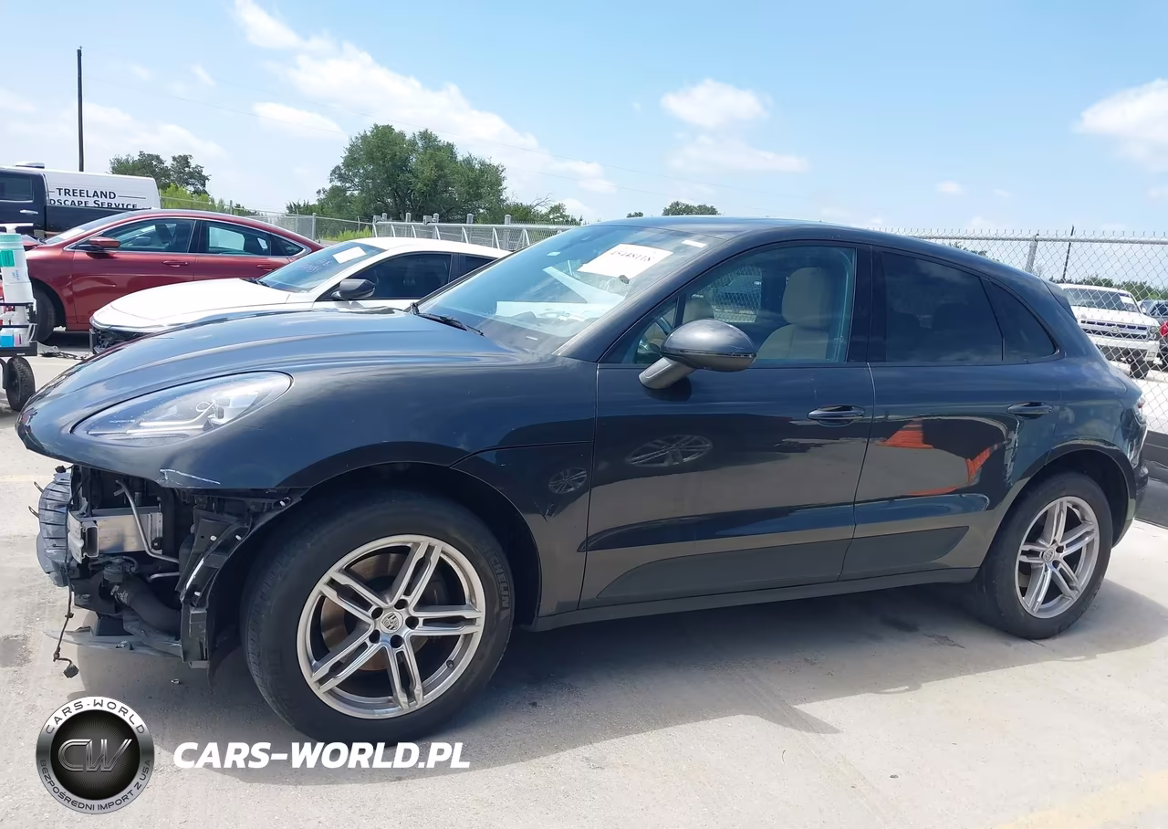 2020 Porsche Macan VIN:WP1AA2A57LLB09774 - 15