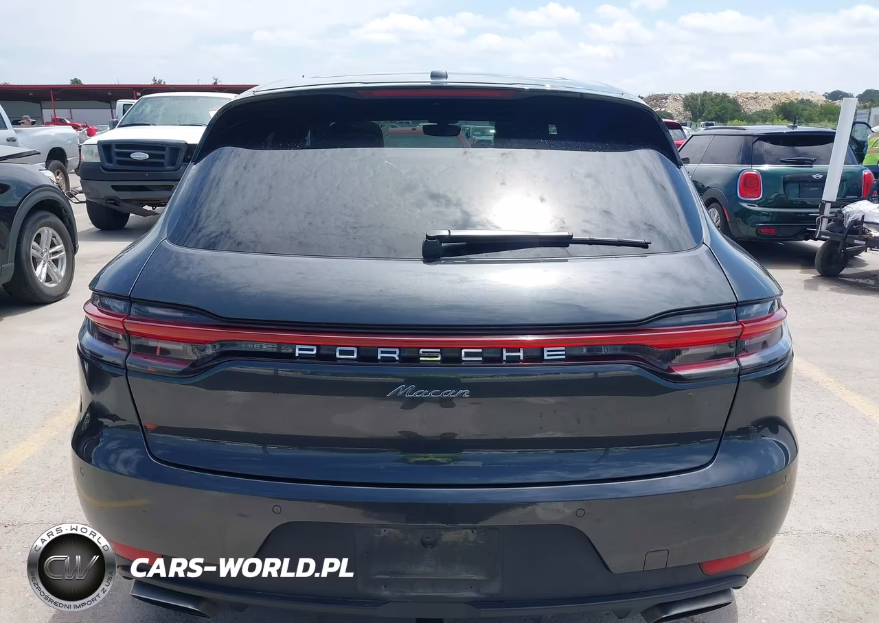 2020 Porsche Macan VIN:WP1AA2A57LLB09774 - 17
