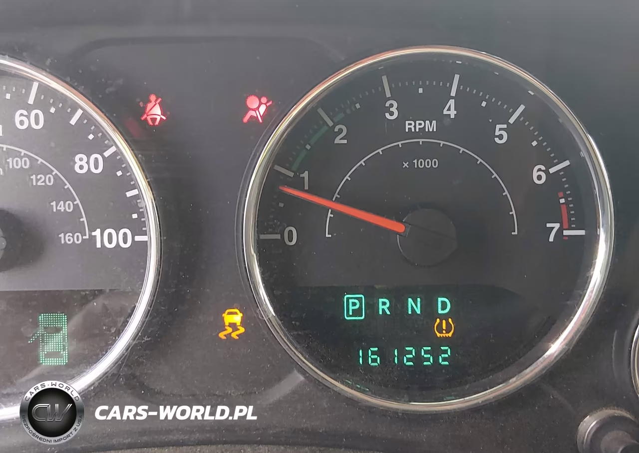 2012 Jeep Wrangler Unlimited Sahara VIN:1C4BJWEG1CL108354 - 15