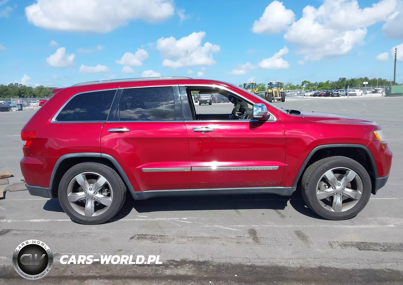 2013 Jeep Grand Cherokee Overland VIN:1C4RJFCT8DC523784 - 13