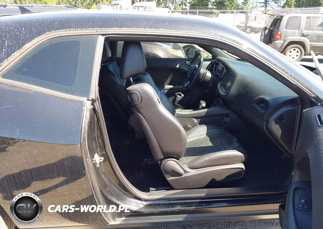 2015 Dodge Challenger Sxt Plus VIN:2C3CDZBG8FH714659 - 5