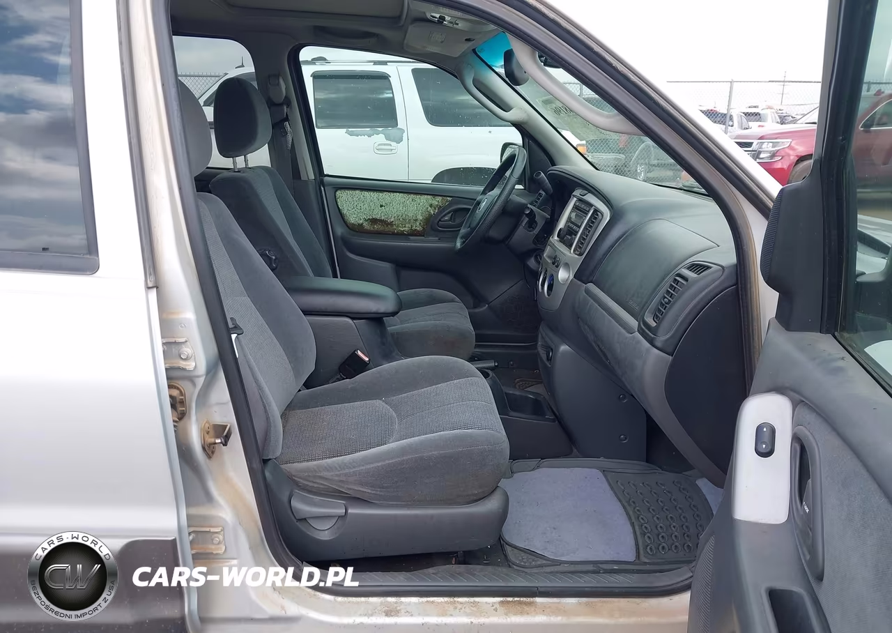 2003 Mazda Tribute Lx V6 VIN:4F2YZ94143KM10941 - 5