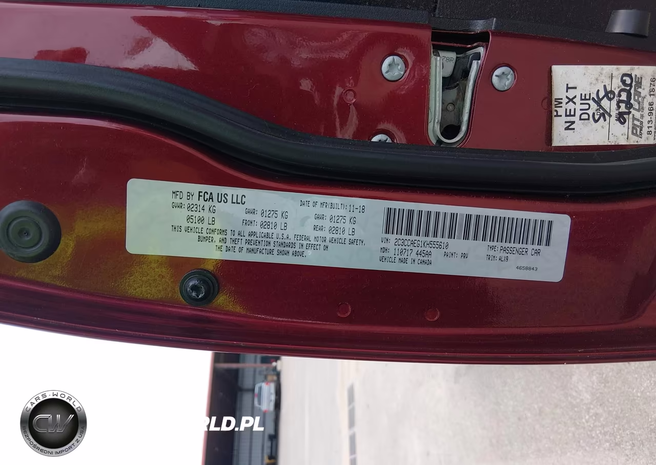 2019 Chrysler 300 Limited VIN:2C3CCAEG1KH555610 - 9