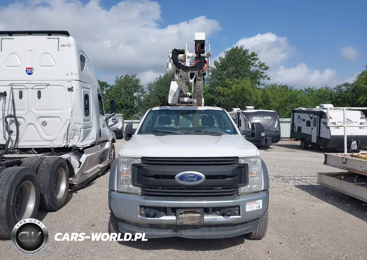 2019 Ford F-550 Chassis Xl-Xlt VIN:1FDUF5HY3KDA18443 - 11