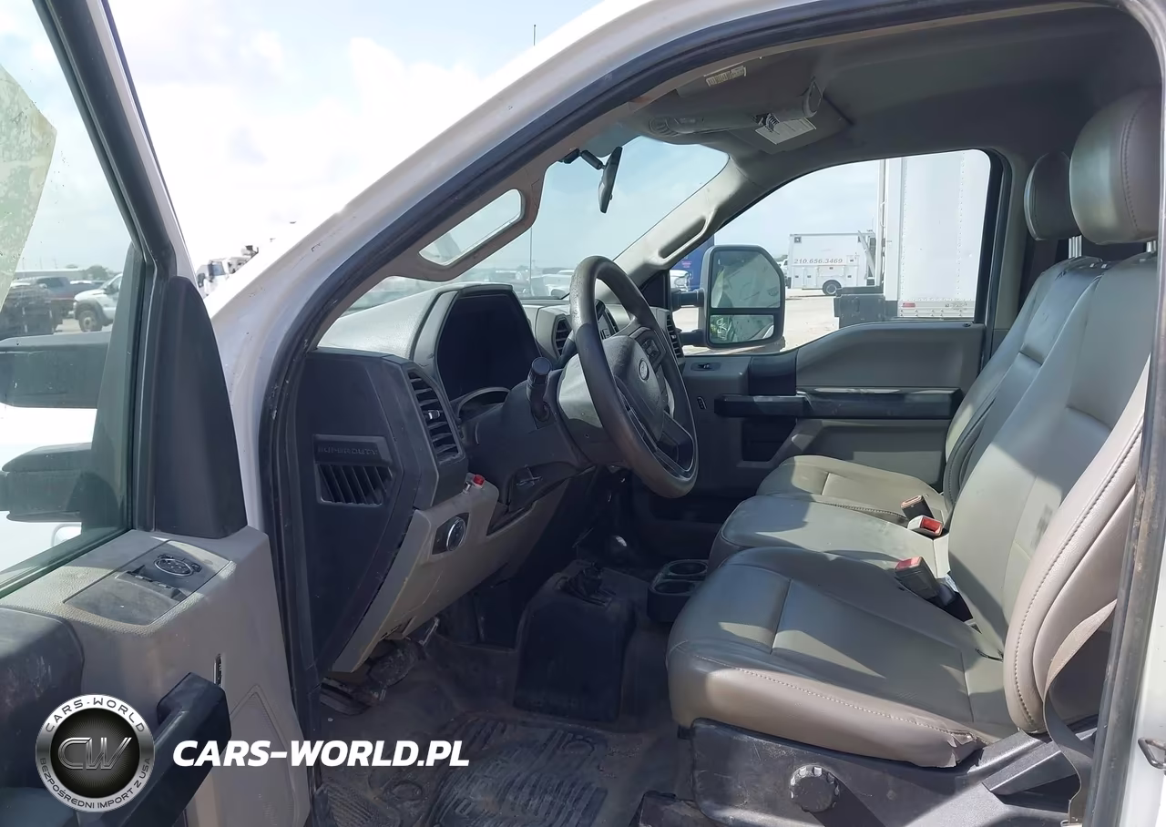 2019 Ford F-550 Chassis Xl-Xlt VIN:1FDUF5HY3KDA18443 - 6