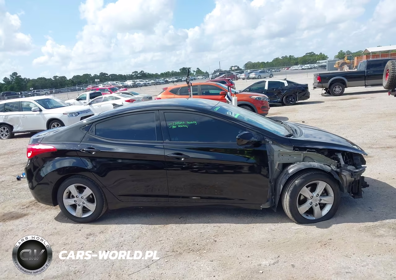 2013 Hyundai Elantra Gls VIN:5NPDH4AE2DH263871 - 14