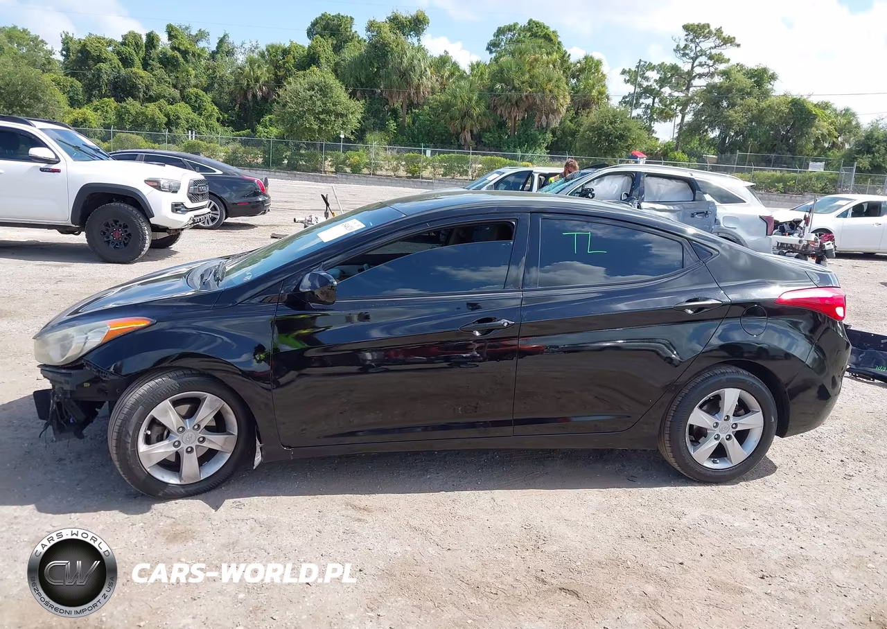 2013 Hyundai Elantra Gls VIN:5NPDH4AE2DH263871 - 15