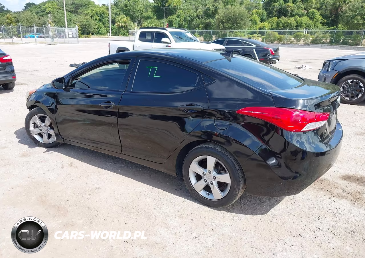 2013 Hyundai Elantra Gls VIN:5NPDH4AE2DH263871 - 3