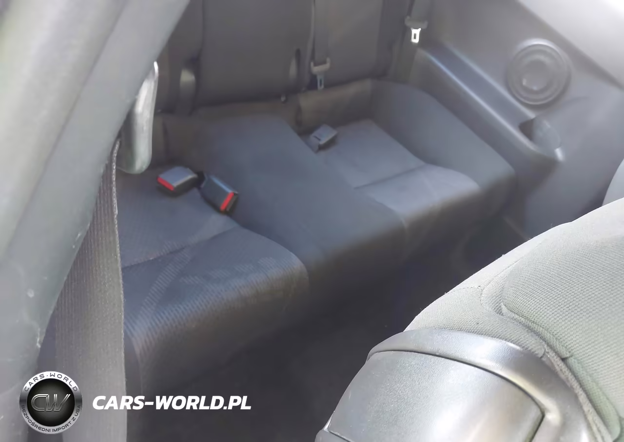 2011 Scion Tc VIN:JTKJF5C75B3015936 - 8