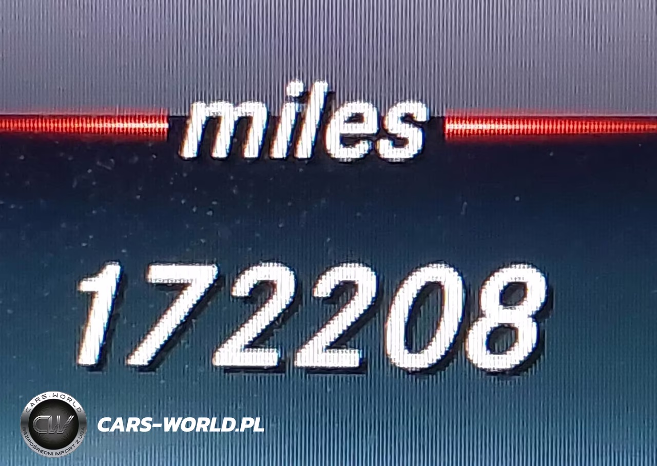 2016 Mercedes-Benz C 300 4Matic VIN:55SWF4KB5GU102354 - 15