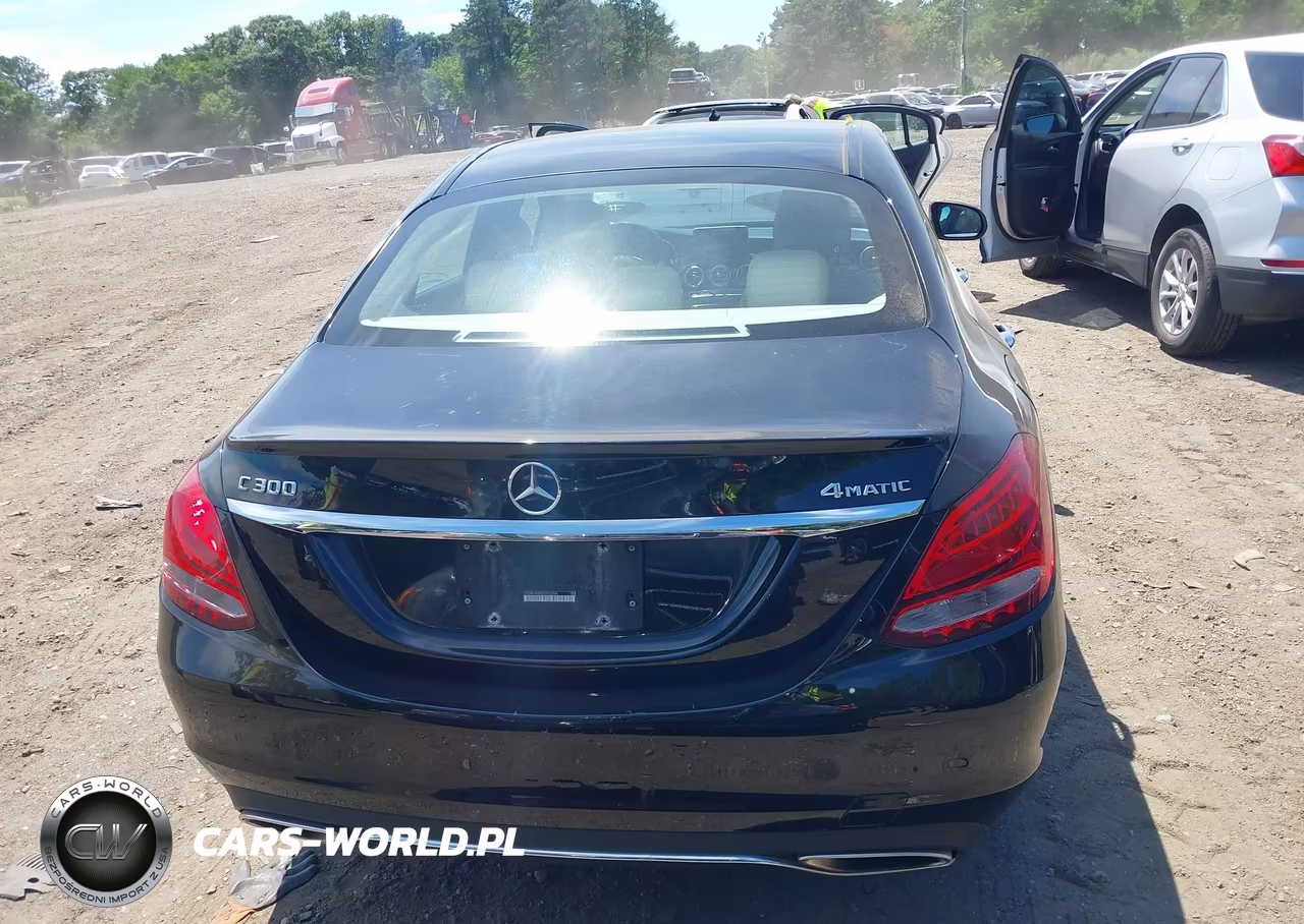 2016 Mercedes-Benz C 300 4Matic VIN:55SWF4KB5GU102354 - 16