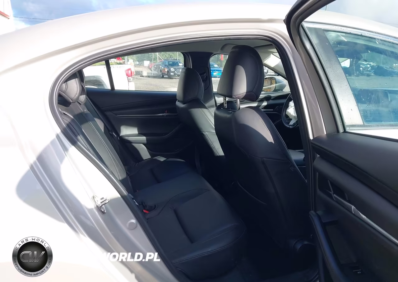 2022 Mazda Mazda3 Select VIN:JM1BPABLXN1502260 - 8