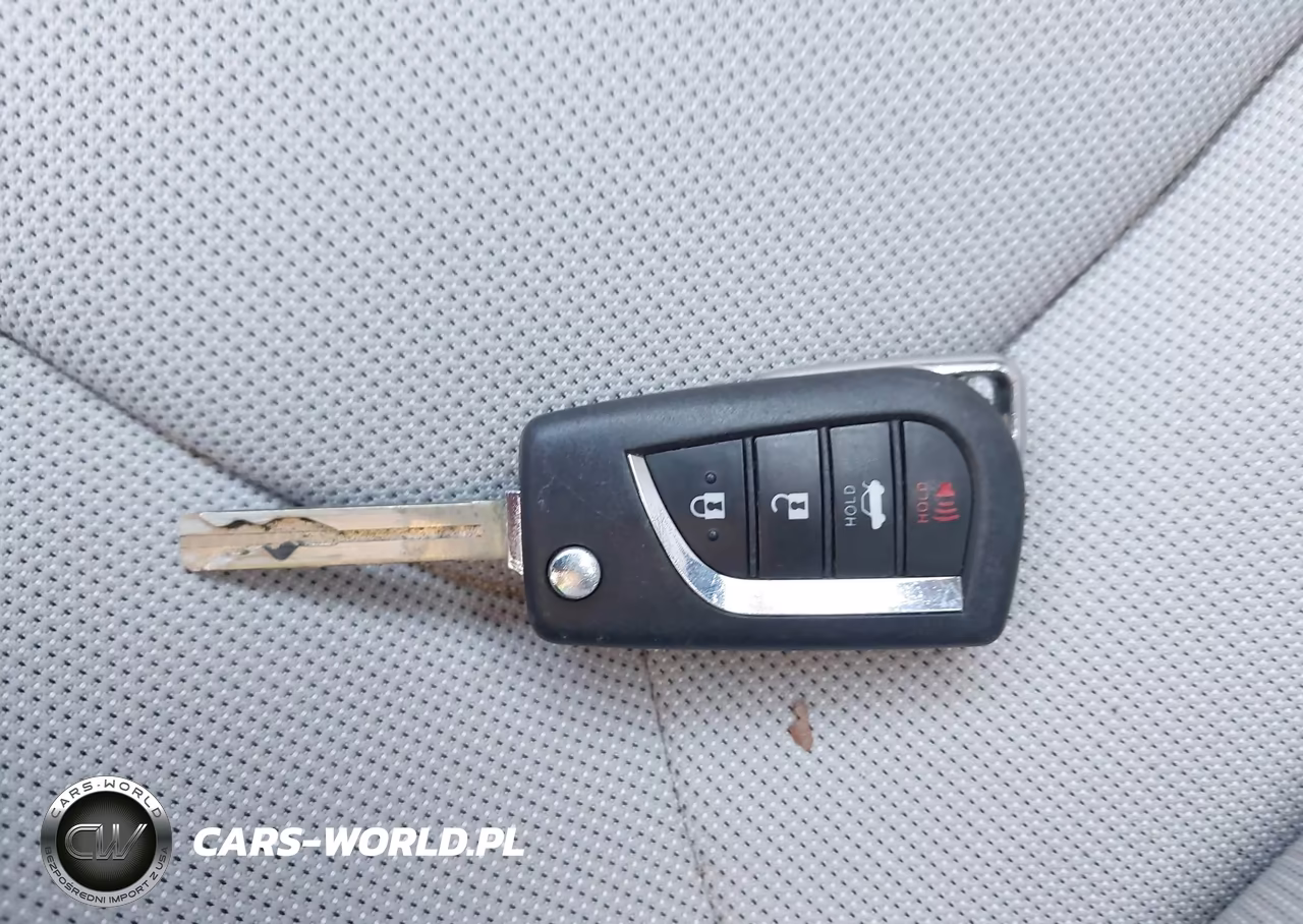 2021 Toyota Corolla Le VIN:JTDEPMAE6MJ135888 - 11