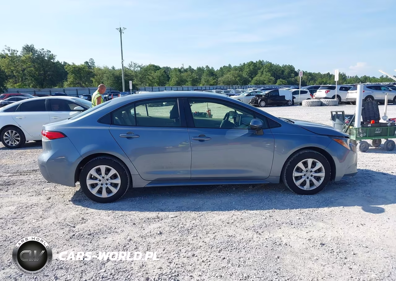 2021 Toyota Corolla Le VIN:JTDEPMAE6MJ135888 - 14