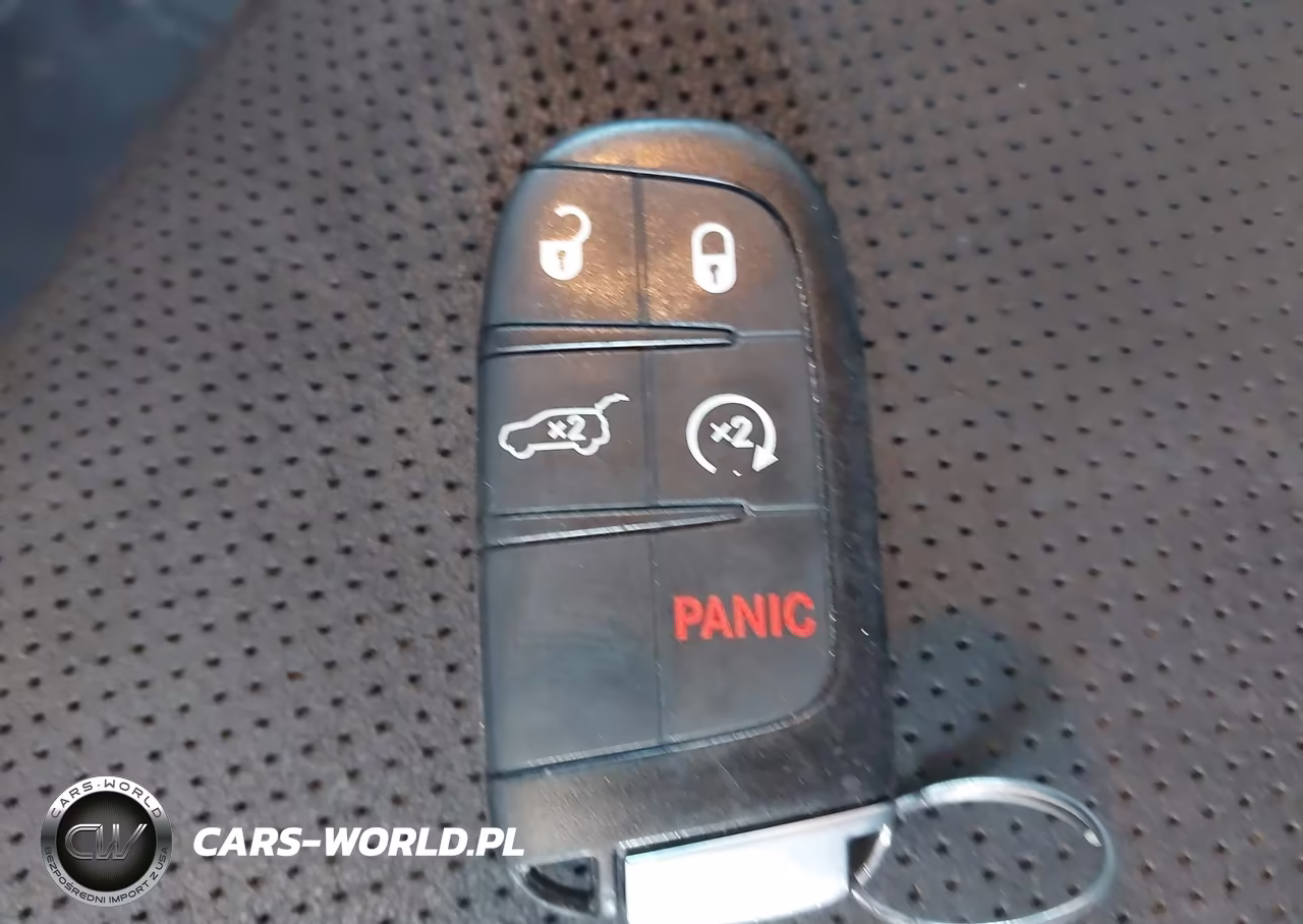 2019 Jeep Grand Cherokee Altitude 4X2 VIN:1C4RJEAG6KC673129 - 11