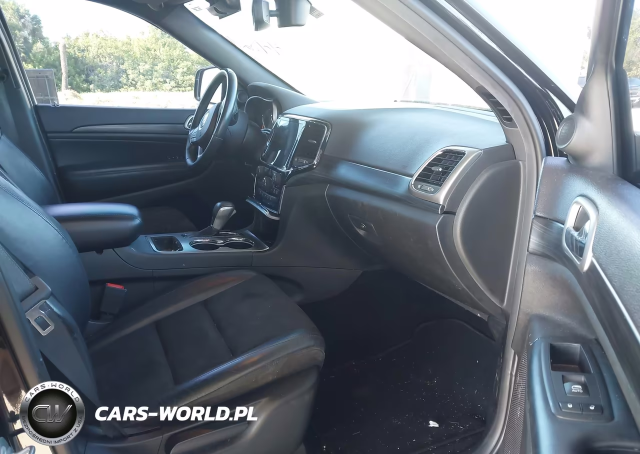 2019 Jeep Grand Cherokee Altitude 4X2 VIN:1C4RJEAG6KC673129 - 5