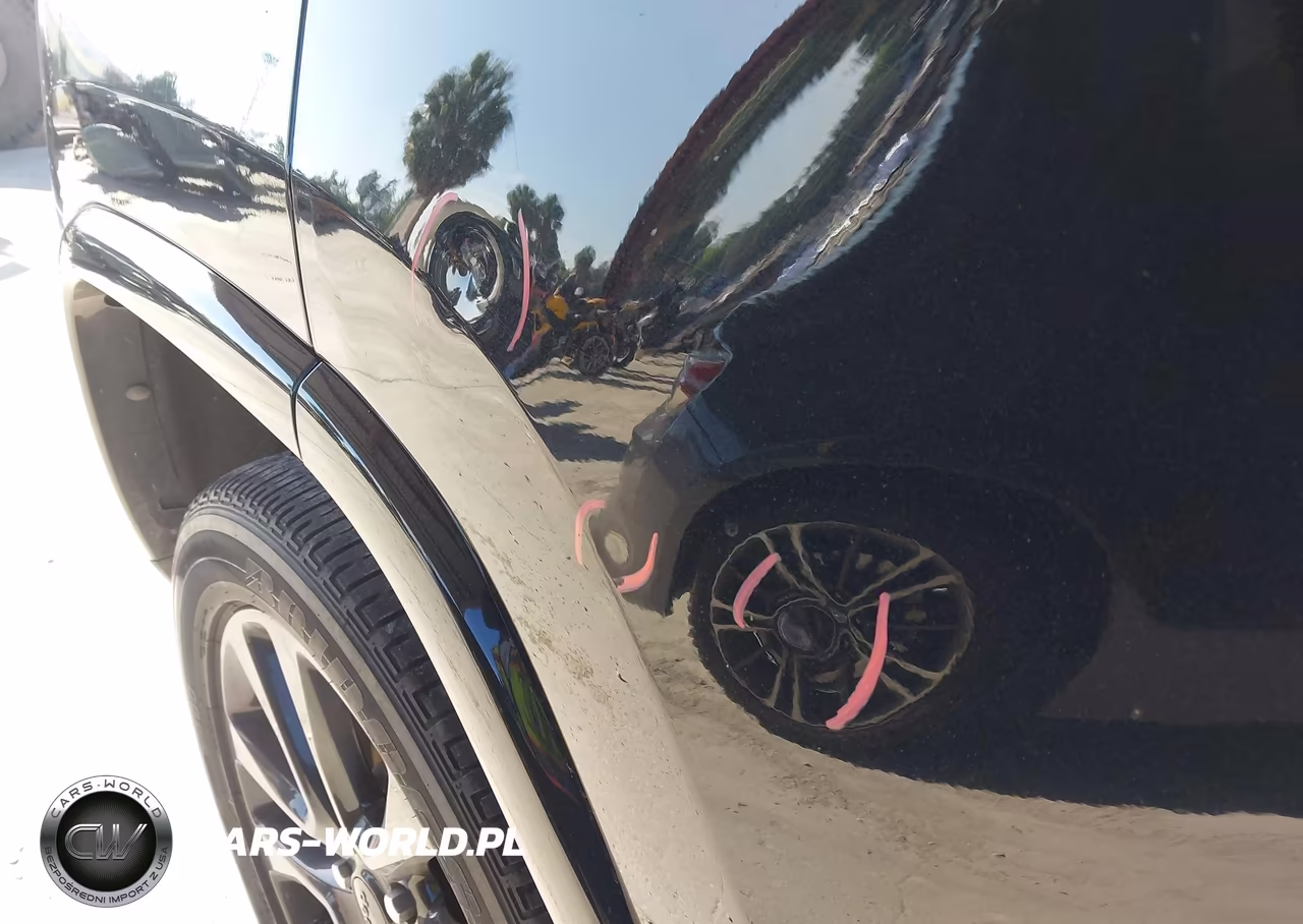 2019 Jeep Grand Cherokee Altitude 4X2 VIN:1C4RJEAG6KC673129 - 6
