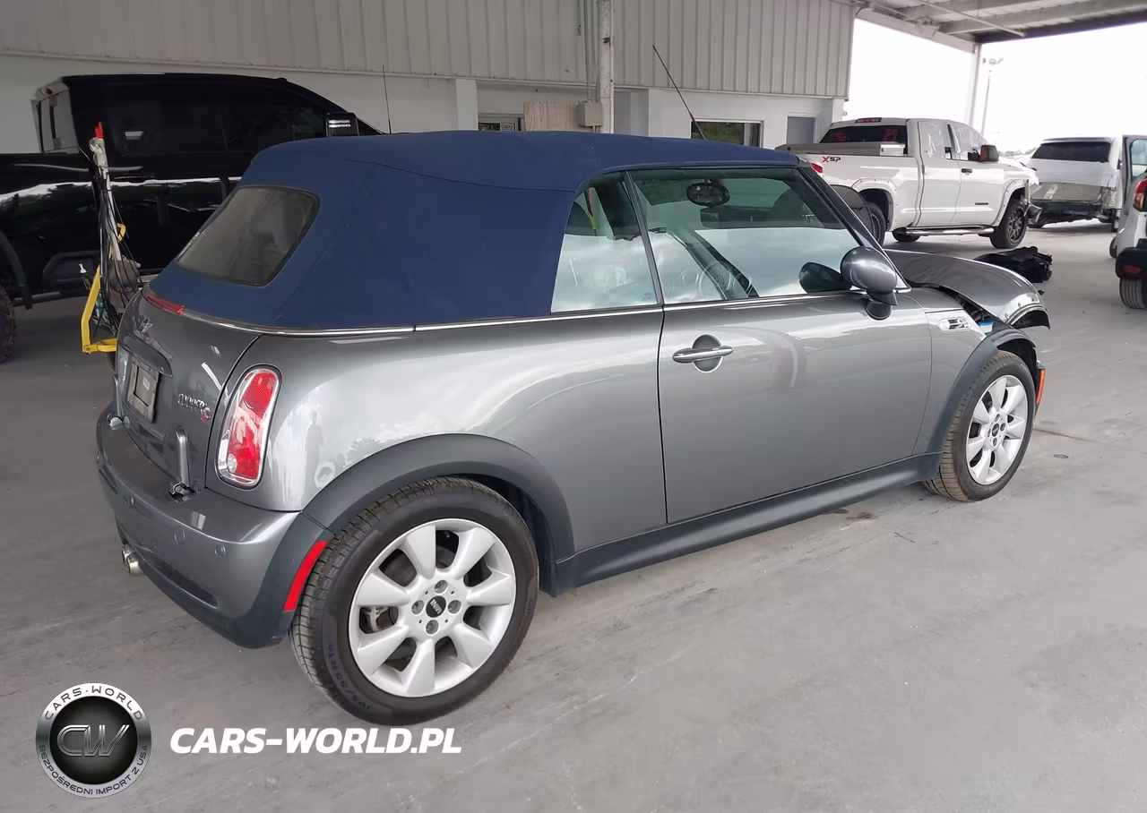 2005 Mini Cooper S VIN:WMWRH33505TF83409 - 4