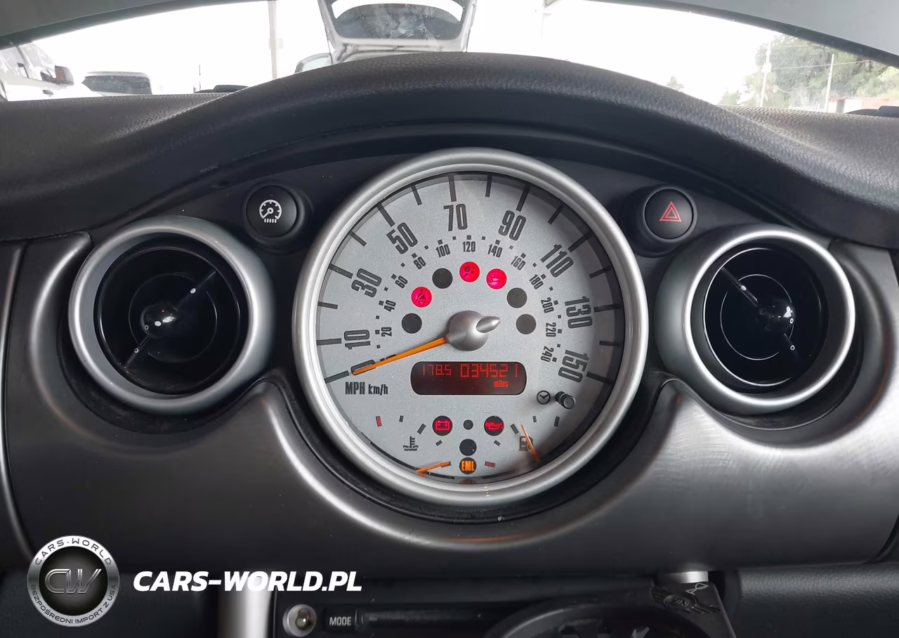 2005 Mini Cooper S VIN:WMWRH33505TF83409 - 7