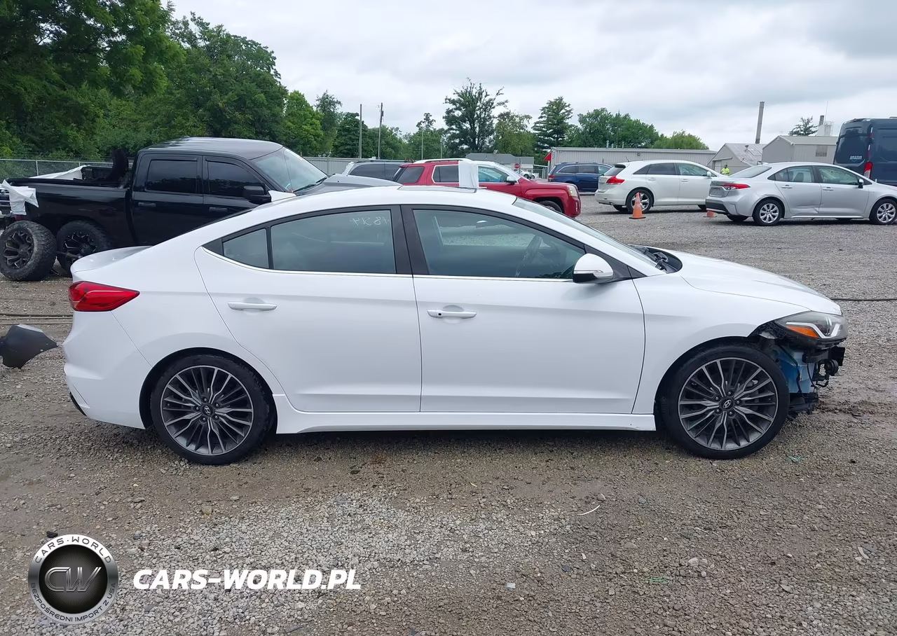 2017 Hyundai Elantra Sport VIN:KMHD04LB8HU325937 - 13