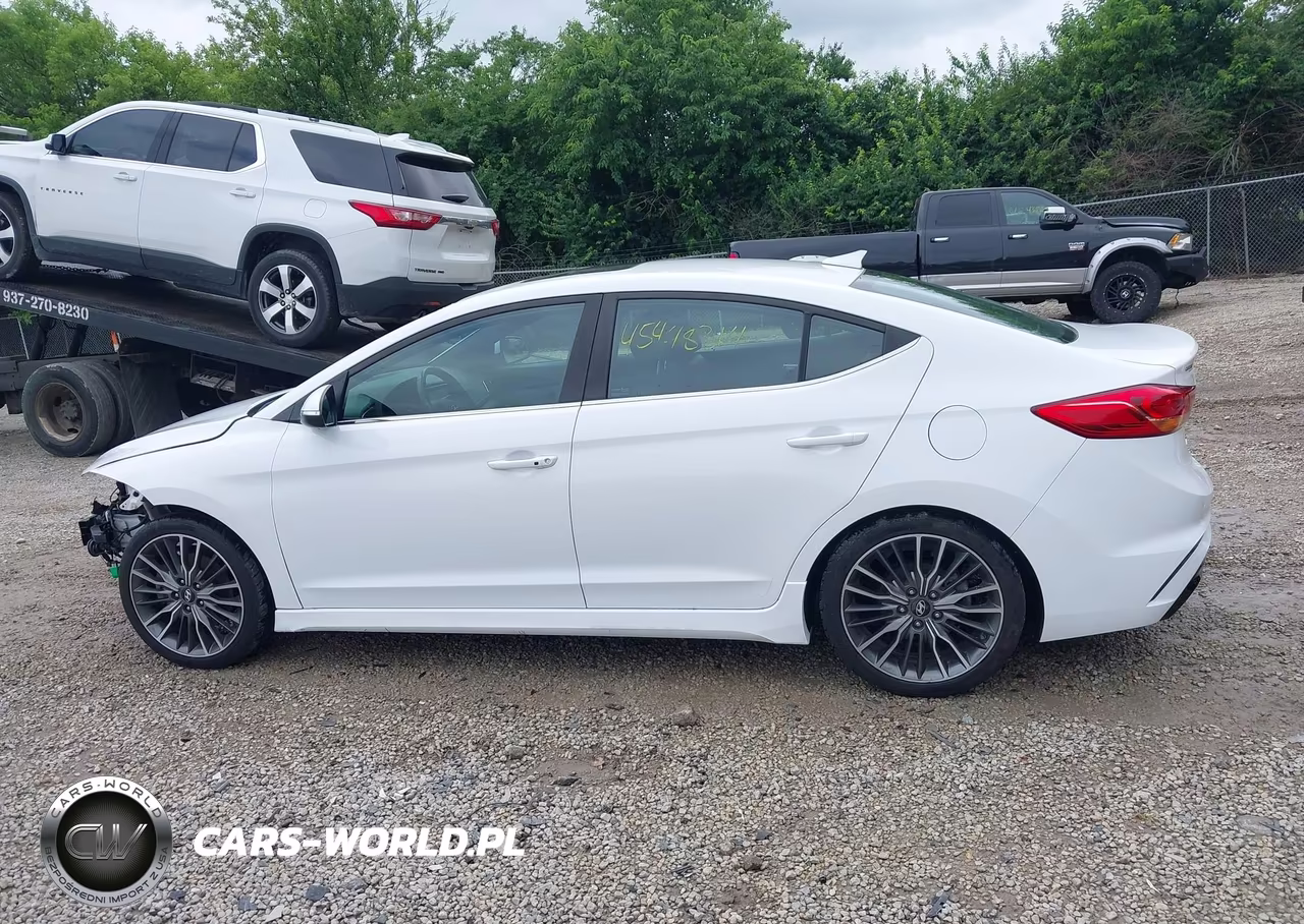 2017 Hyundai Elantra Sport VIN:KMHD04LB8HU325937 - 14