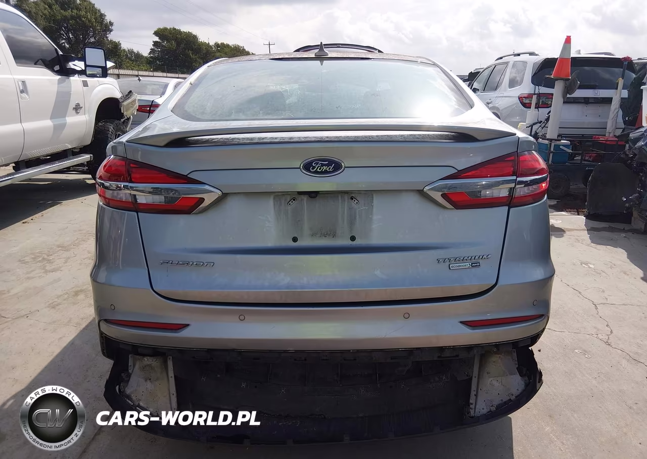 2020 Ford Fusion Titanium VIN:3FA6P0D90LR192884 - 17