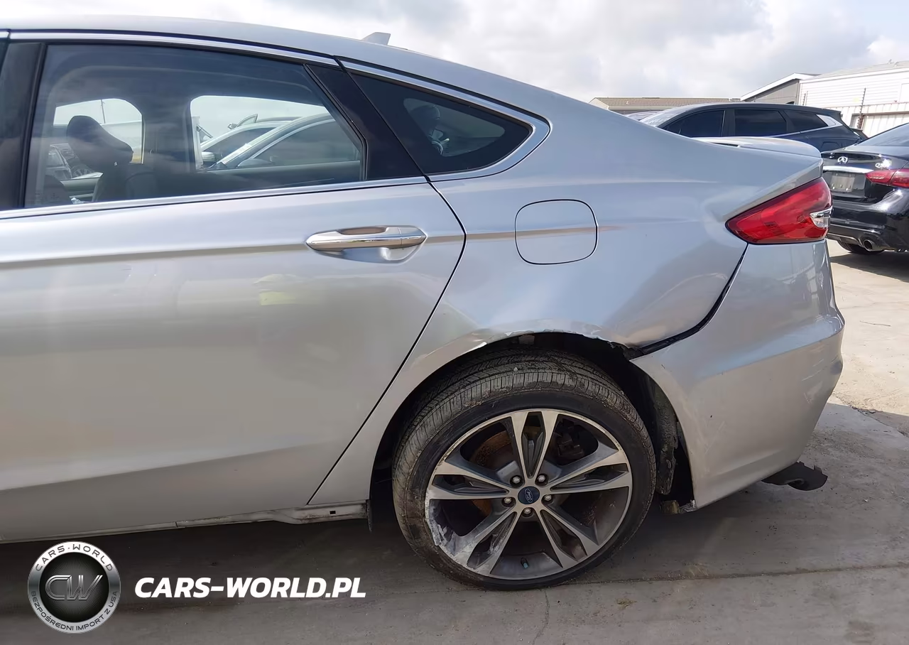 2020 Ford Fusion Titanium VIN:3FA6P0D90LR192884 - 18