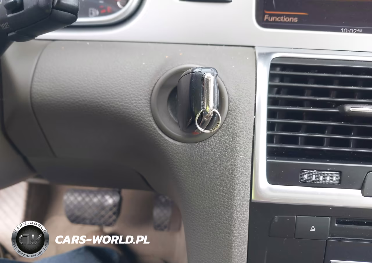 2013 Audi Q7 3.0T Premium VIN:WA1LGAFE9DD004381 - 11