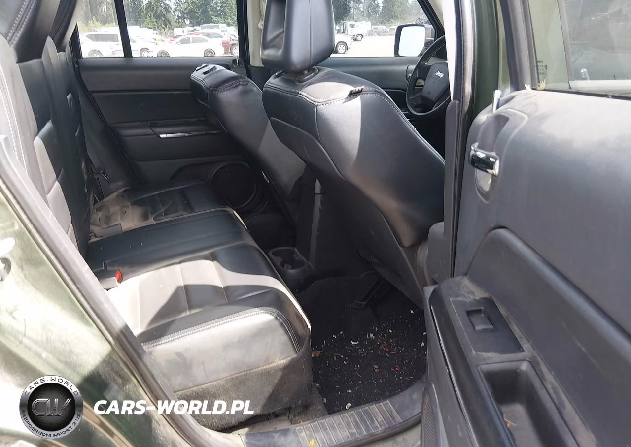 2009 Jeep Patriot Limited VIN:1J8FF48B79D218330 - 8