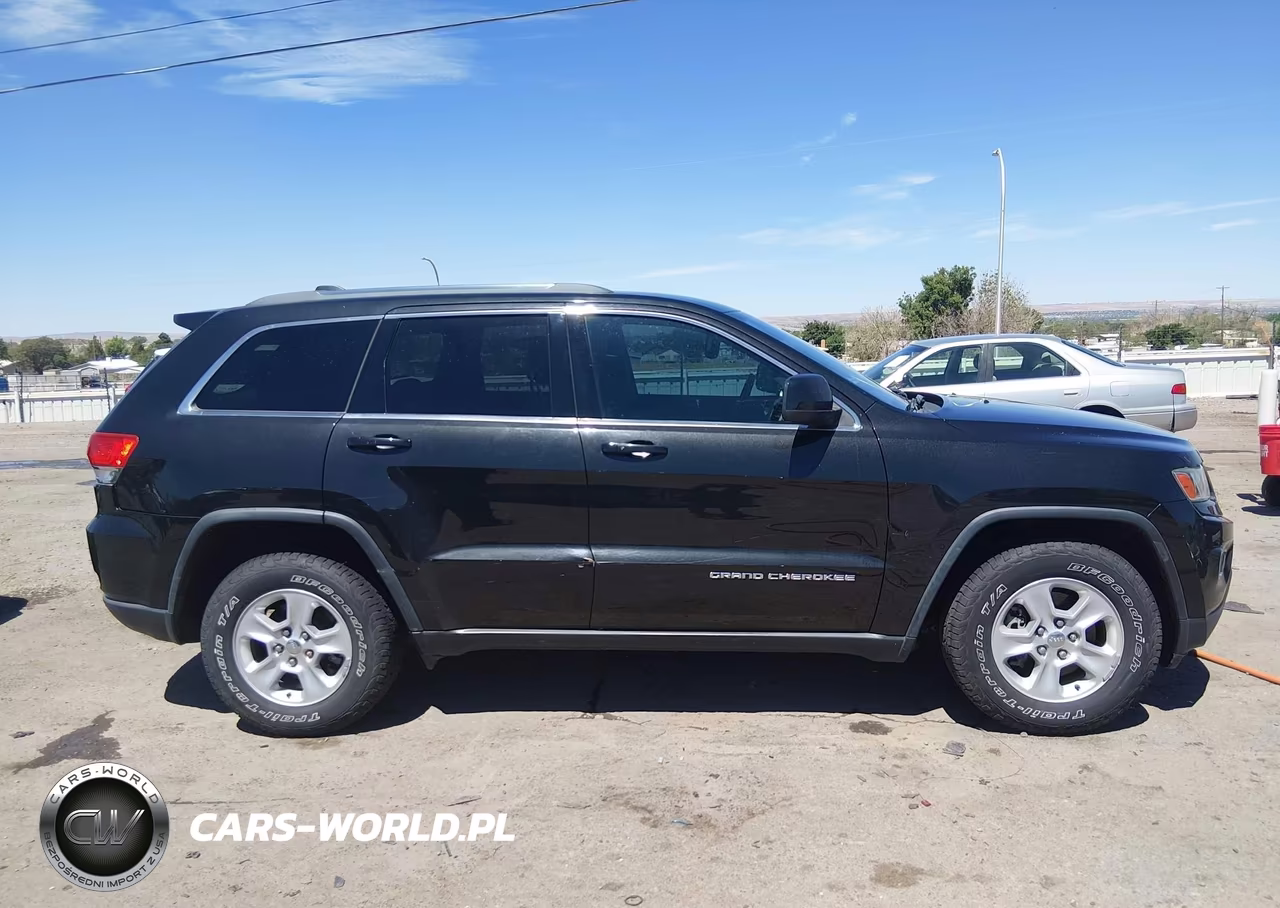 2014 Jeep Grand Cherokee Laredo VIN:1C4RJFAG9EC155820 - 13