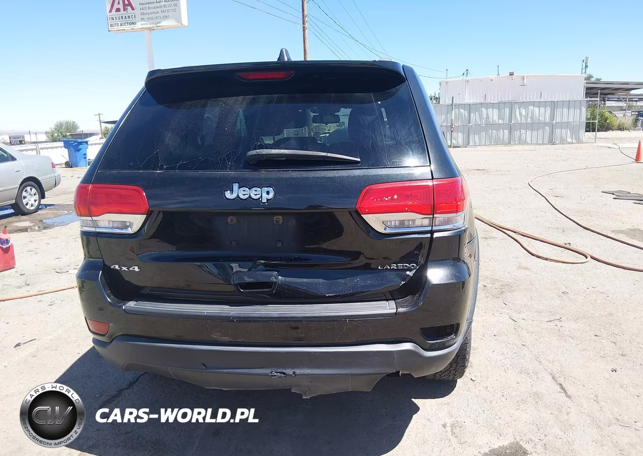 2014 Jeep Grand Cherokee Laredo VIN:1C4RJFAG9EC155820 - 16